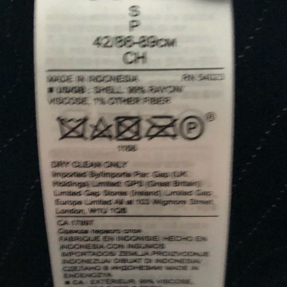 Banana Republic Silky Sleeveless Top - Picture 7 of 8